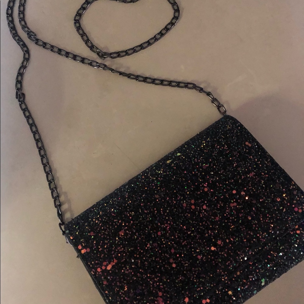 Ladies Handbag - Picture 2 of 5